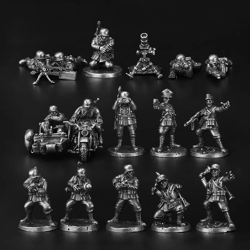 Board Game War - Miniature Metal WWII Soldier Figures Military